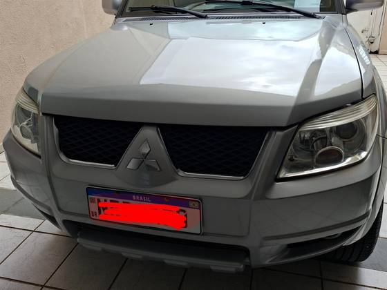 MITSUBISHI PAJERO 2.8 GLS 4X4 8V TURBO DIESEL 4P AUTOMÁTICO